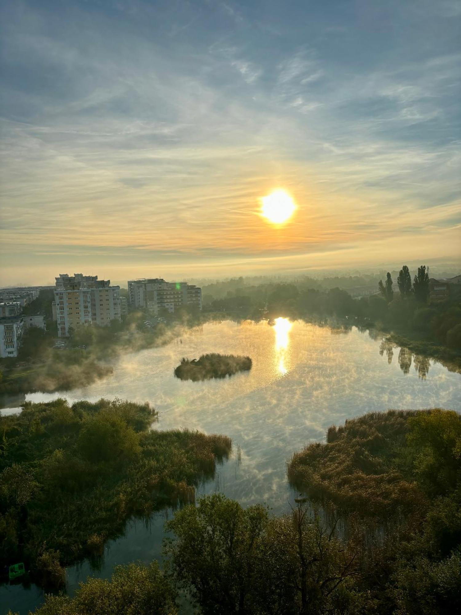 Lakeside Aparthotel Cluj-Napoca Exterior photo